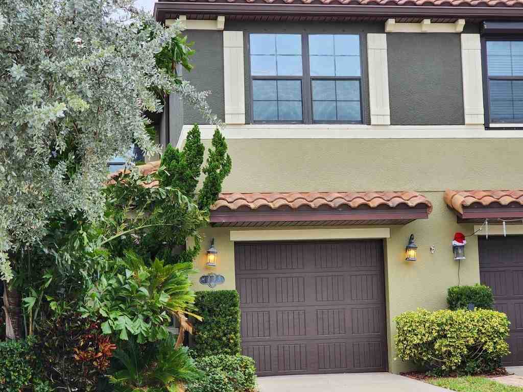 132 Clemente Dr #1 - Photo 3 of 20