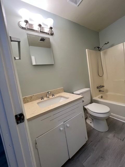 1009 Lee Cir - Photo 3 of 19