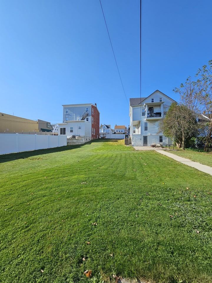 144 East Aly S - Photo 2 of 11