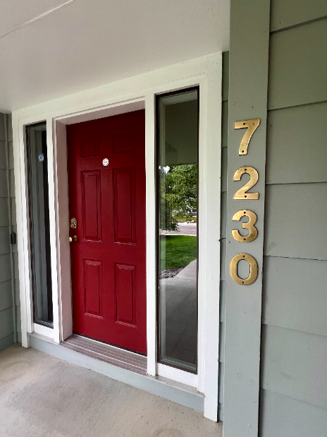 7230 Bridle Dr - Photo 4 of 50