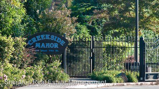 721 W. 11th Street Creekside Manor - Photo 3 of 6