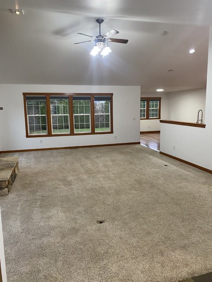 1248 Bradley Rd - Photo 3 of 23
