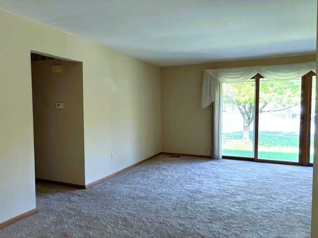 49700 Potomac Ct - Photo 2 of 3