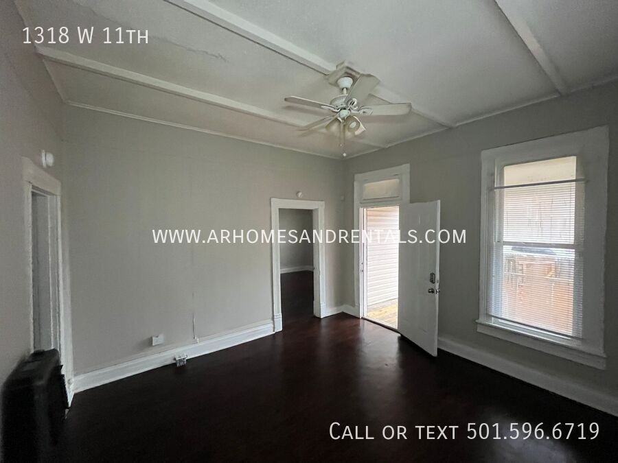 1318 W 11th St - Photo 2 of 10