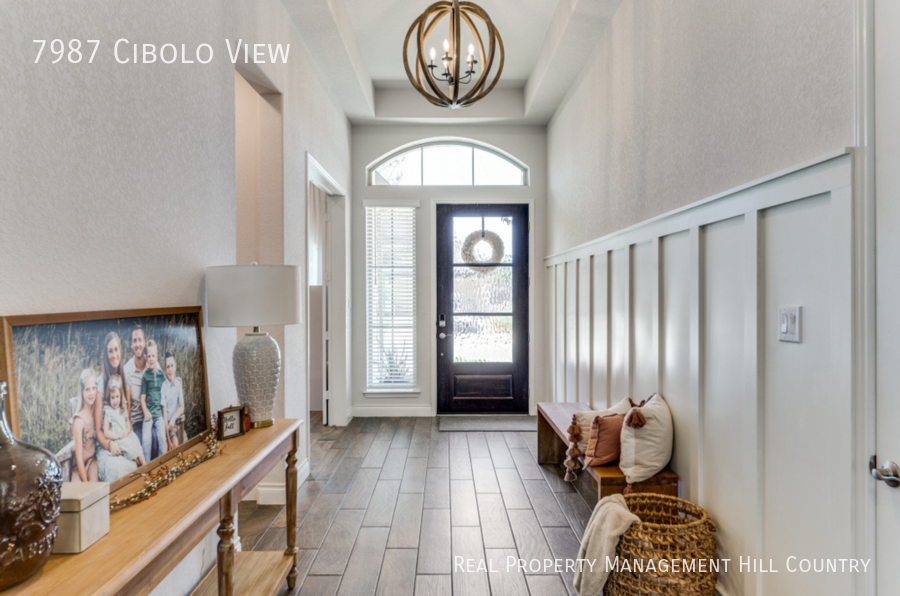 7987 Cibolo Vw - Photo 2 of 25