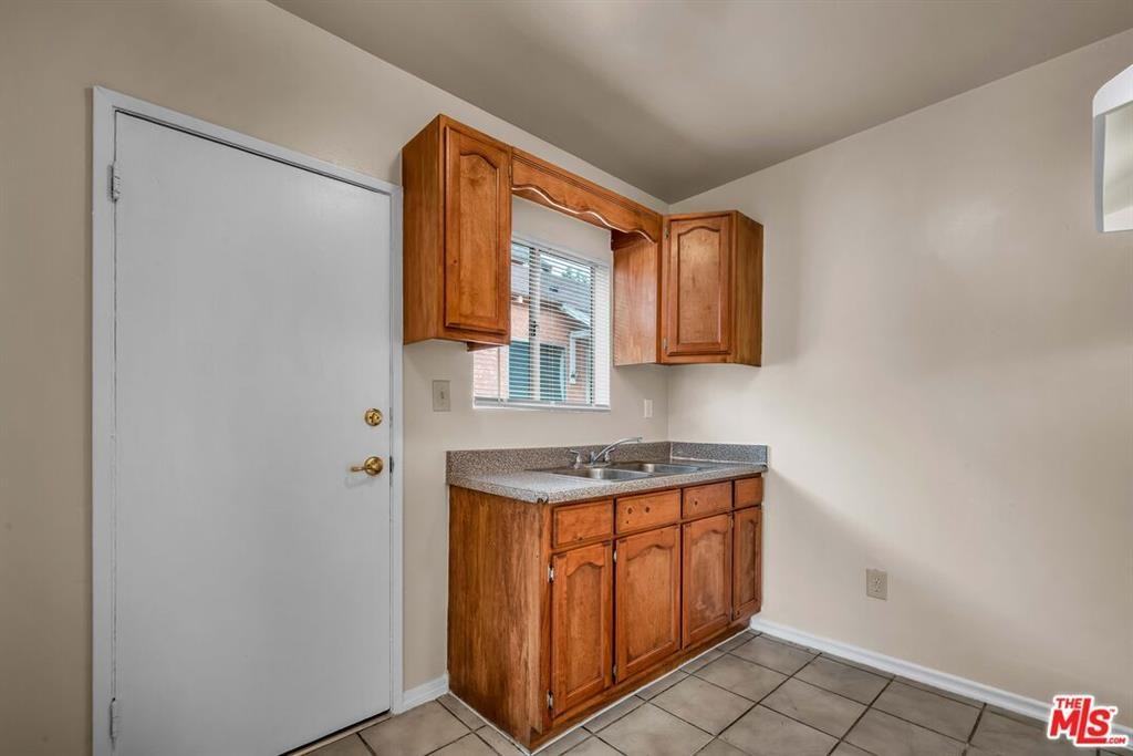 171 W 47th Pl #1-2 - Photo 2 of 9