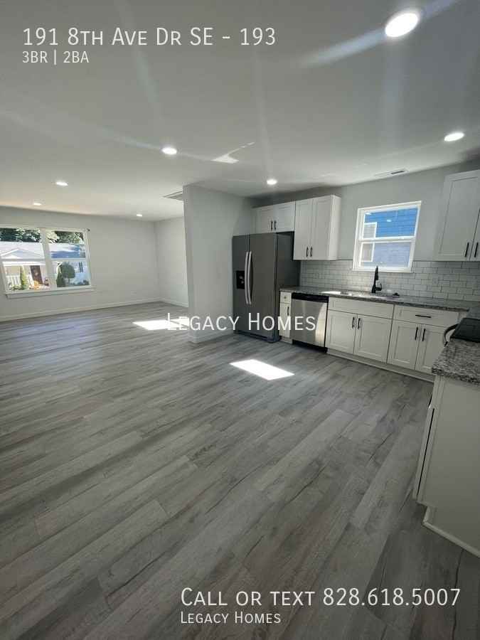 191 8th Avenue Dr Se #193 - Photo 2 of 13