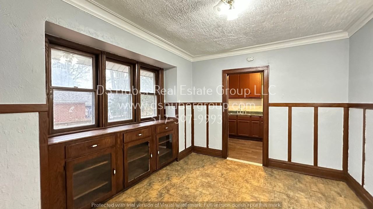 912 S Holmes St - Photo 5 of 19