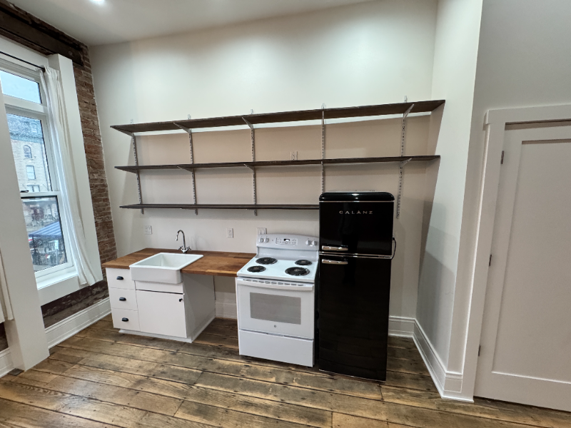 37 Monument Square #C - Photo 3 of 11