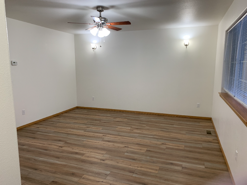 481 E Mulchatna Dr - Photo 2 of 12