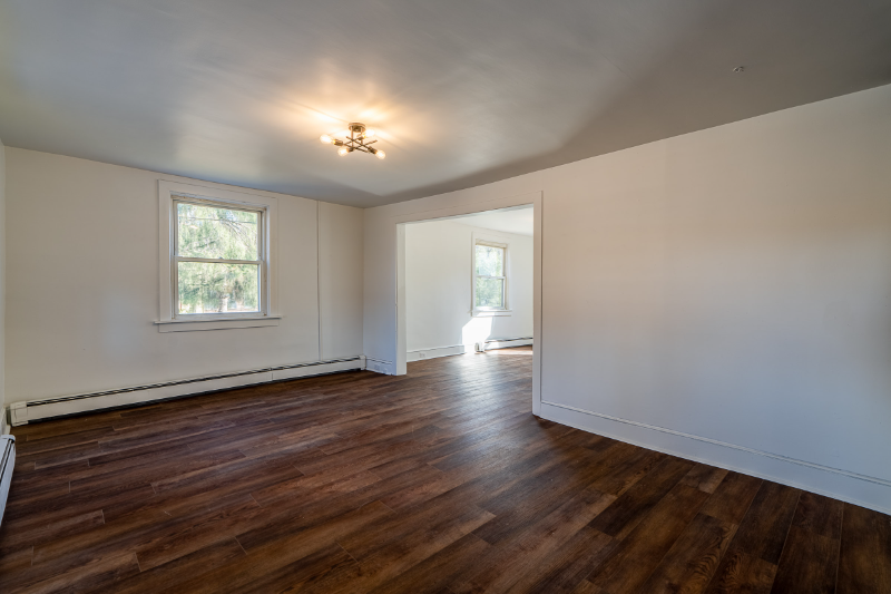 1096 W Penn Grant Rd - Photo 3 of 18