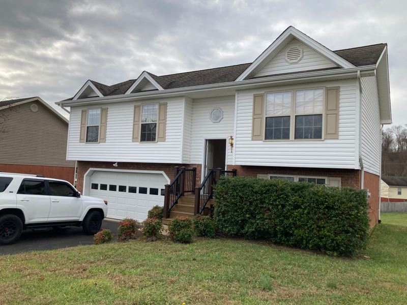 111 Mountain Creek Ct - Photo 3 of 20