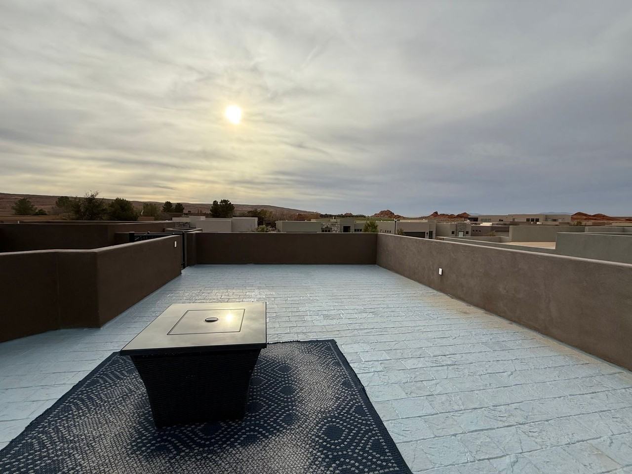 3271 S Retreat Dr - Photo 5 of 41