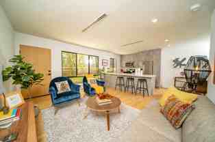 1835 N Kenmore Avenue - Photo 1 of 1