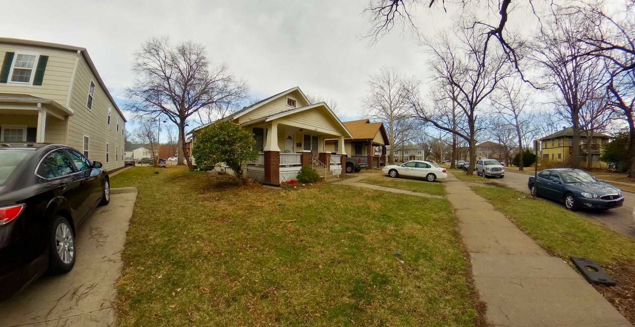 1112 Thurston Street - Photo 2 of 15