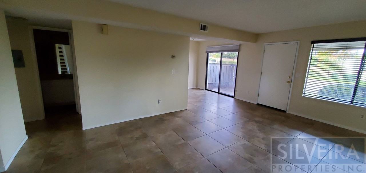 1140 Sumner Pl #B - Photo 6 of 22