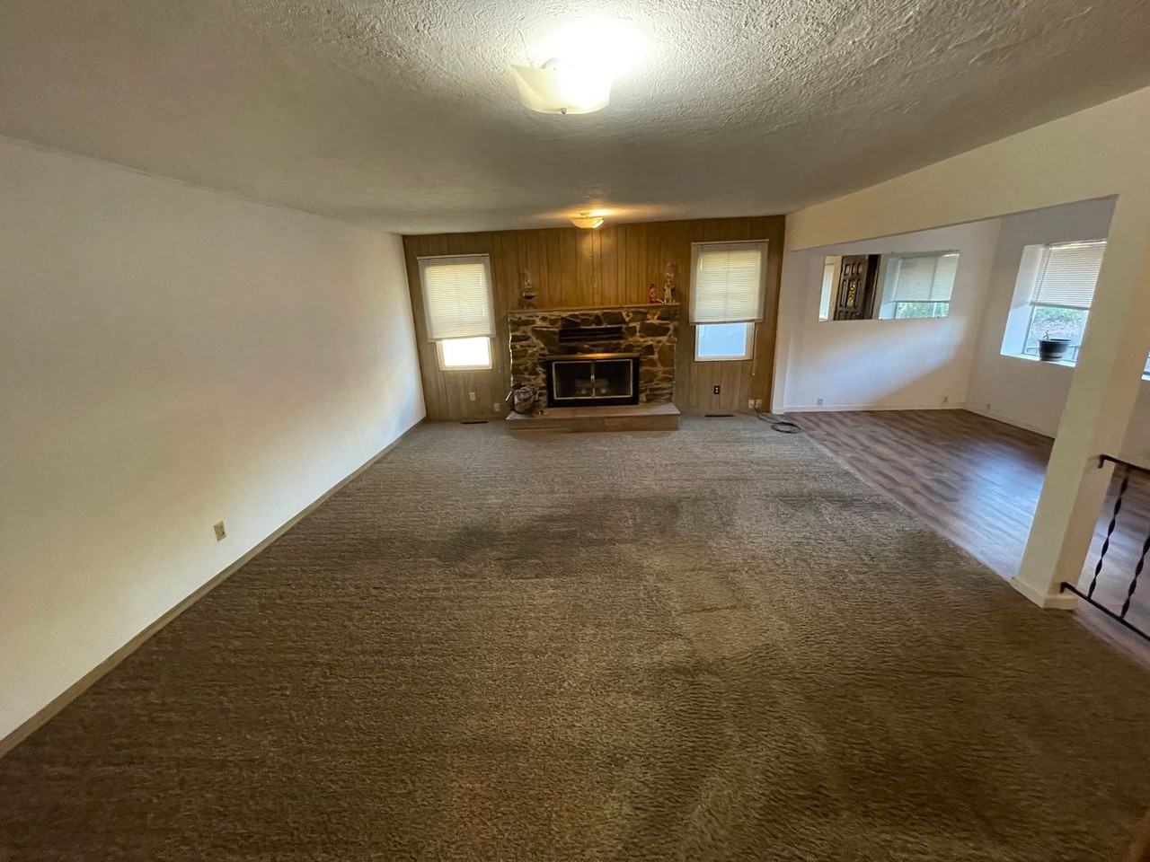 6029 Williams Dr - Photo 2 of 22