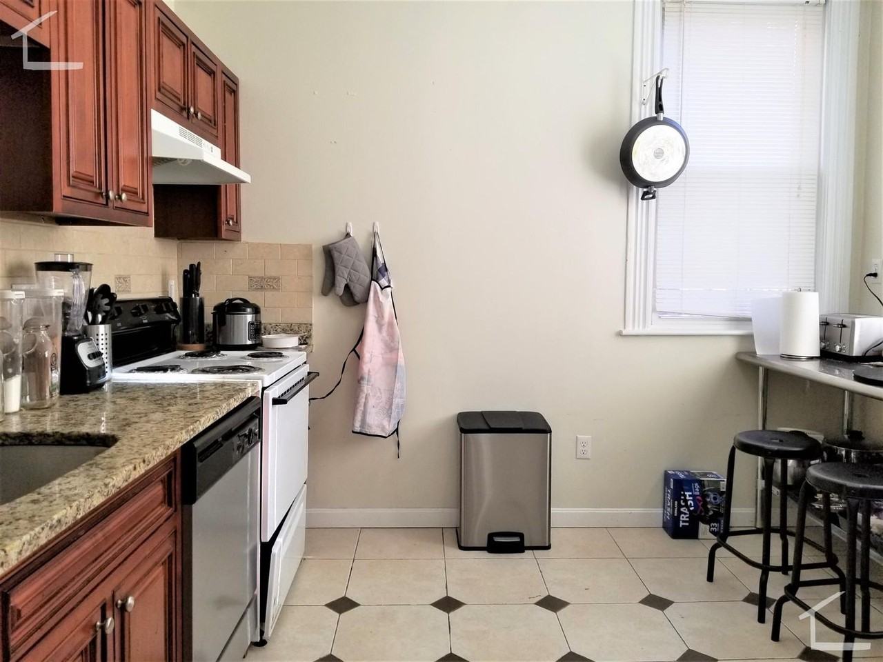 26 Euston Street - Photo 4 of 6