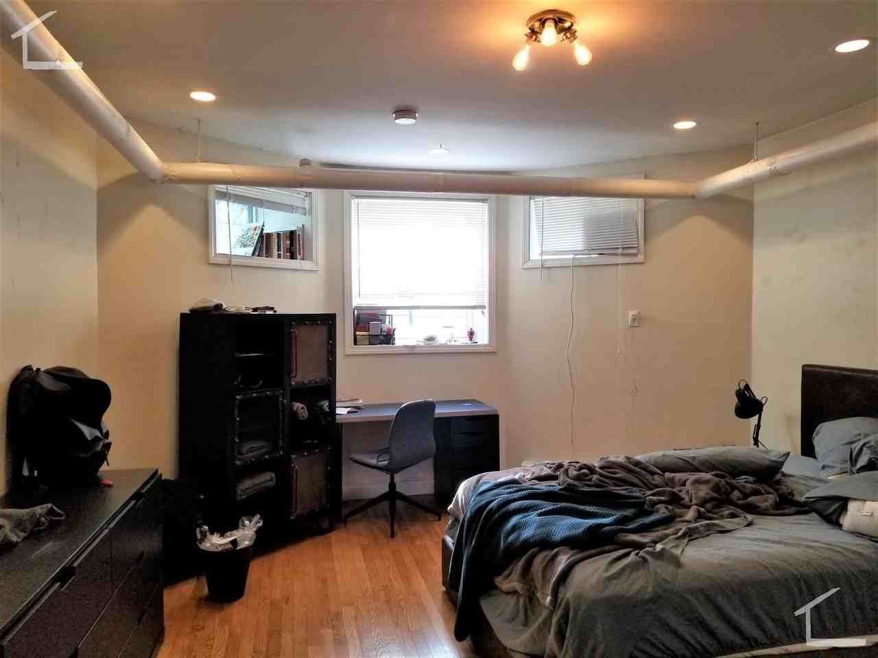 28 Euston Street - Photo 6 of 10