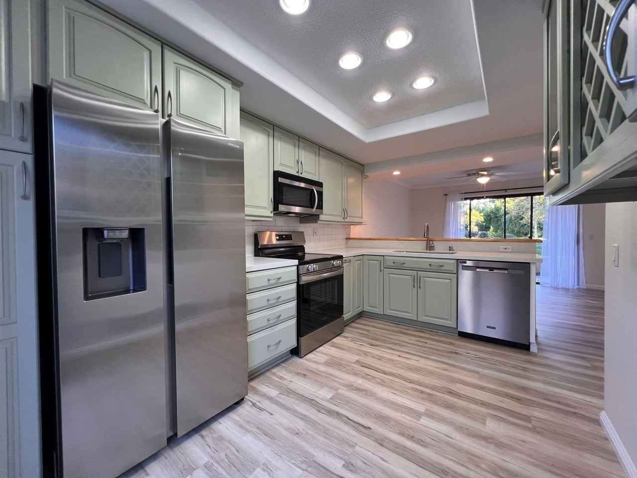 10440 Crosscreek Ter - Photo 2 of 41