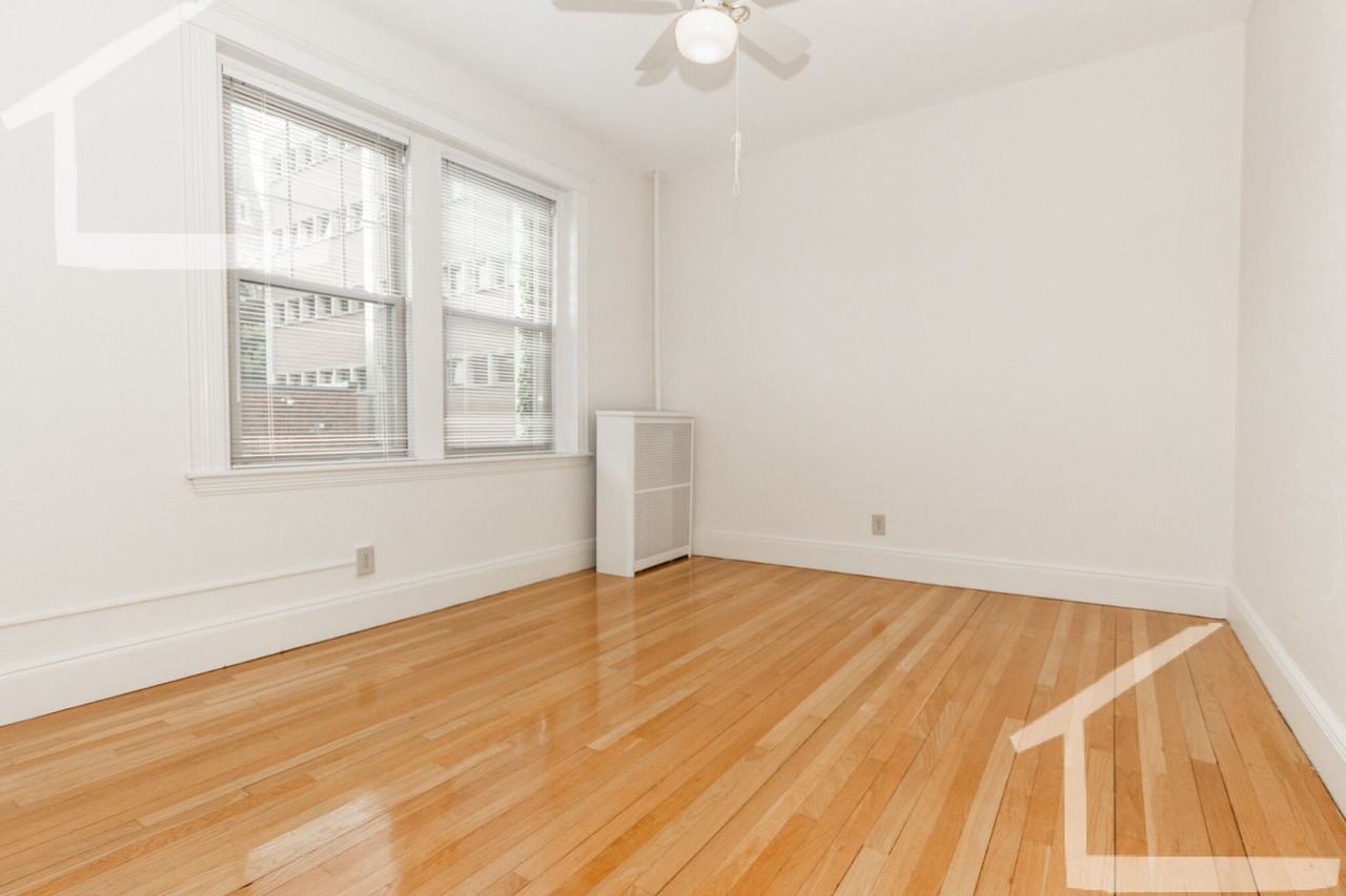 14 Alton Pl - Photo 5 of 10