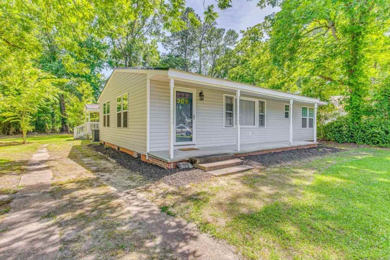 208 East Columbus Street - Photo 2 of 27