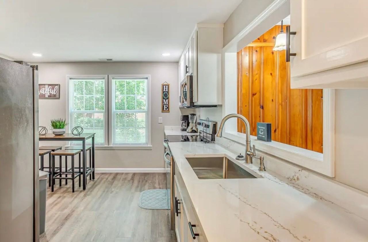 208 East Columbus Street - Photo 6 of 27