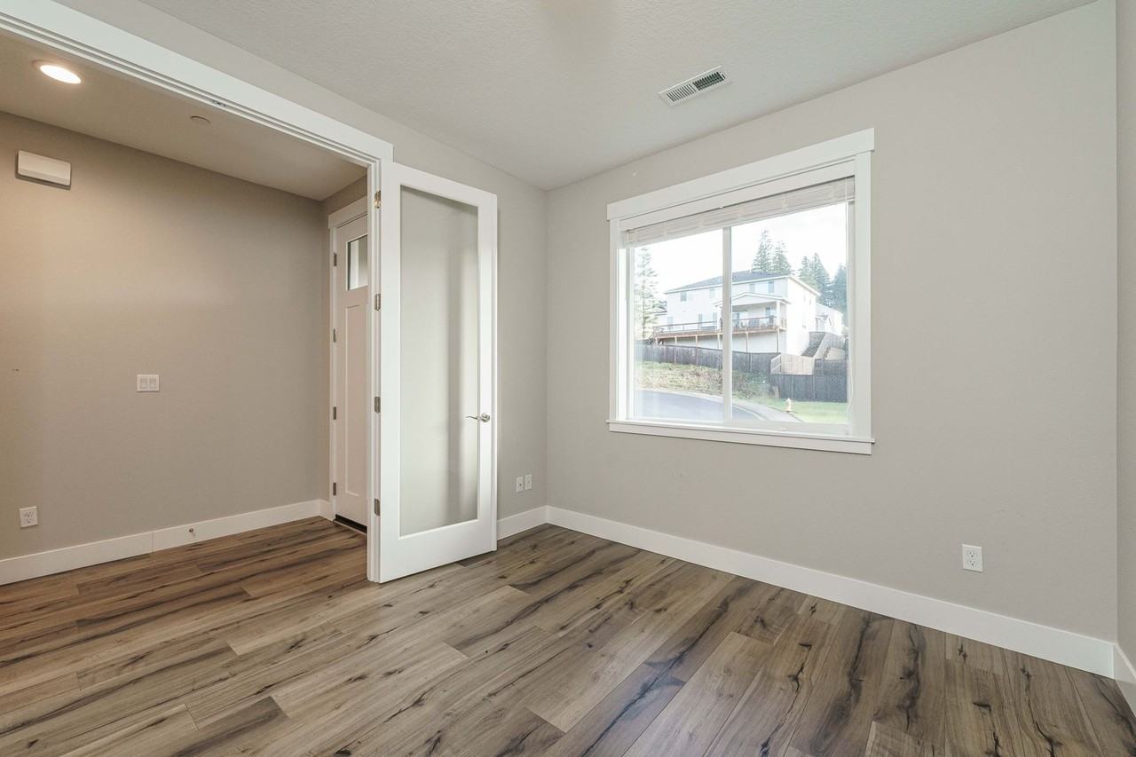 8989 N Kale Cir - Photo 6 of 50