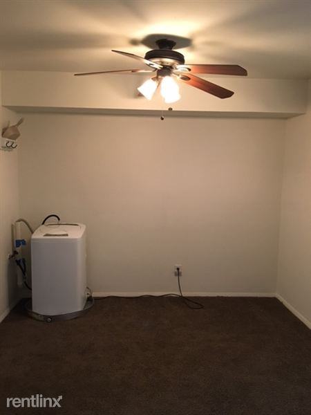 Stonegate Condo - Photo 3 of 10