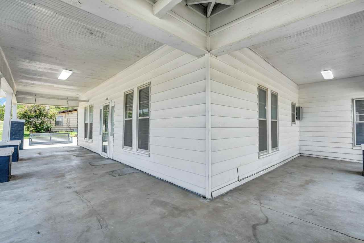 200 Sw 6th Ave #NA - Photo 3 of 18