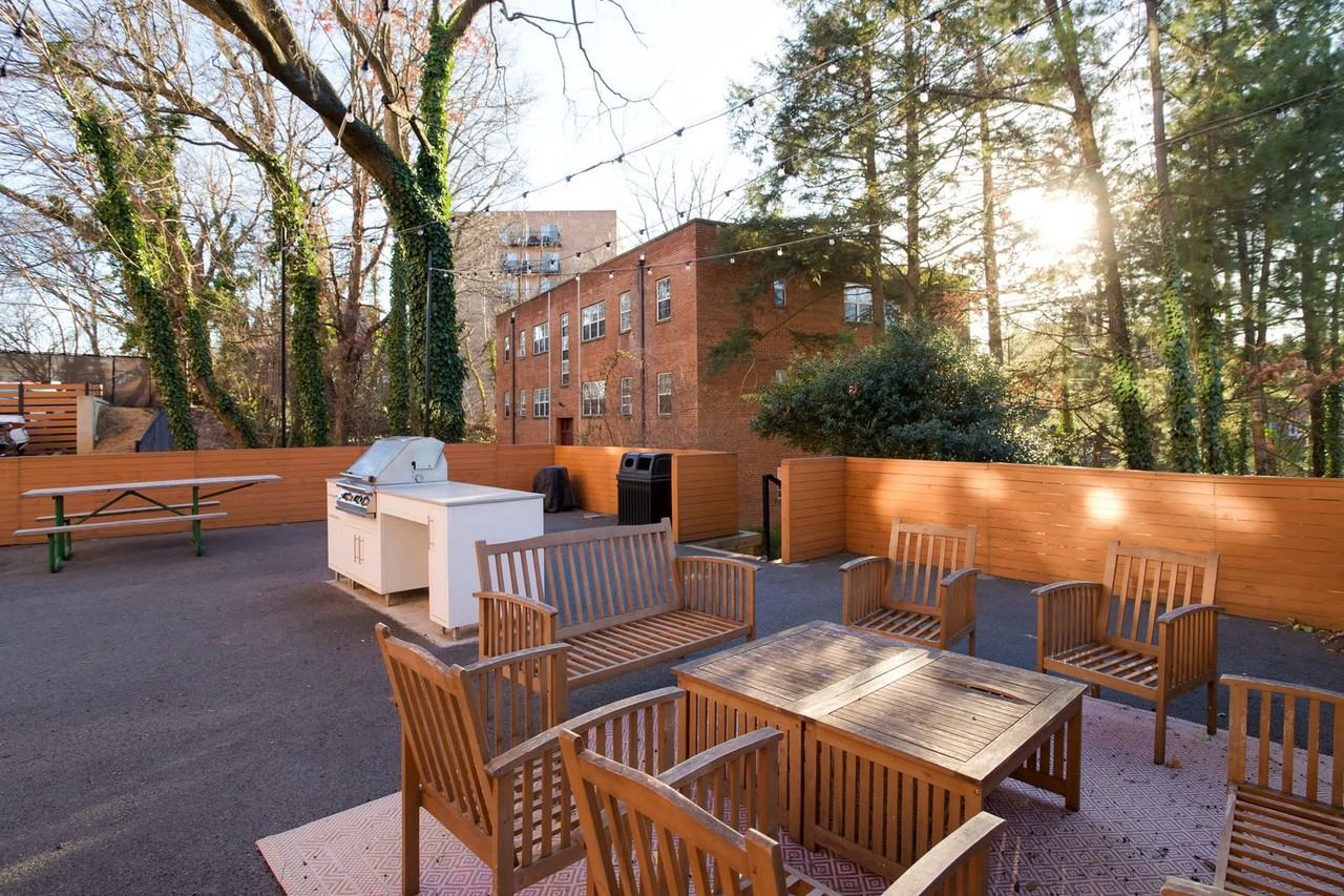 1310 North Oak Street #1022587P - Photo 5 of 23