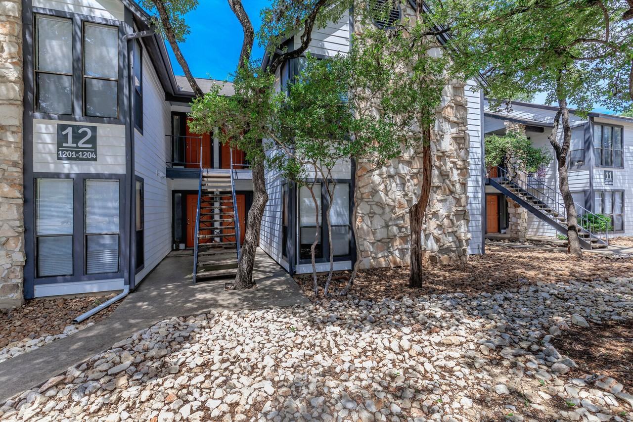 Aria - Photo 6 of 39