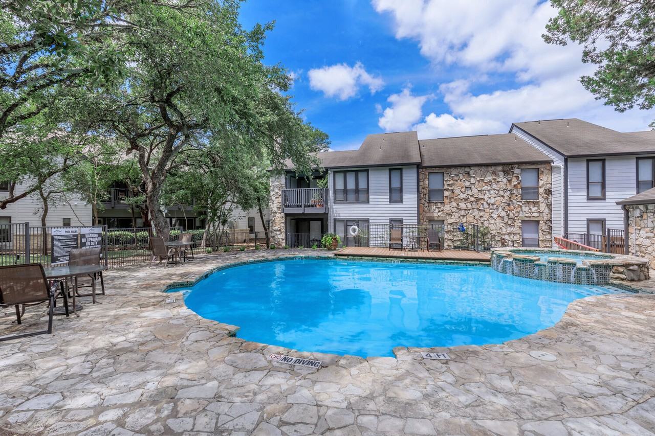 Aria - Photo 4 of 39