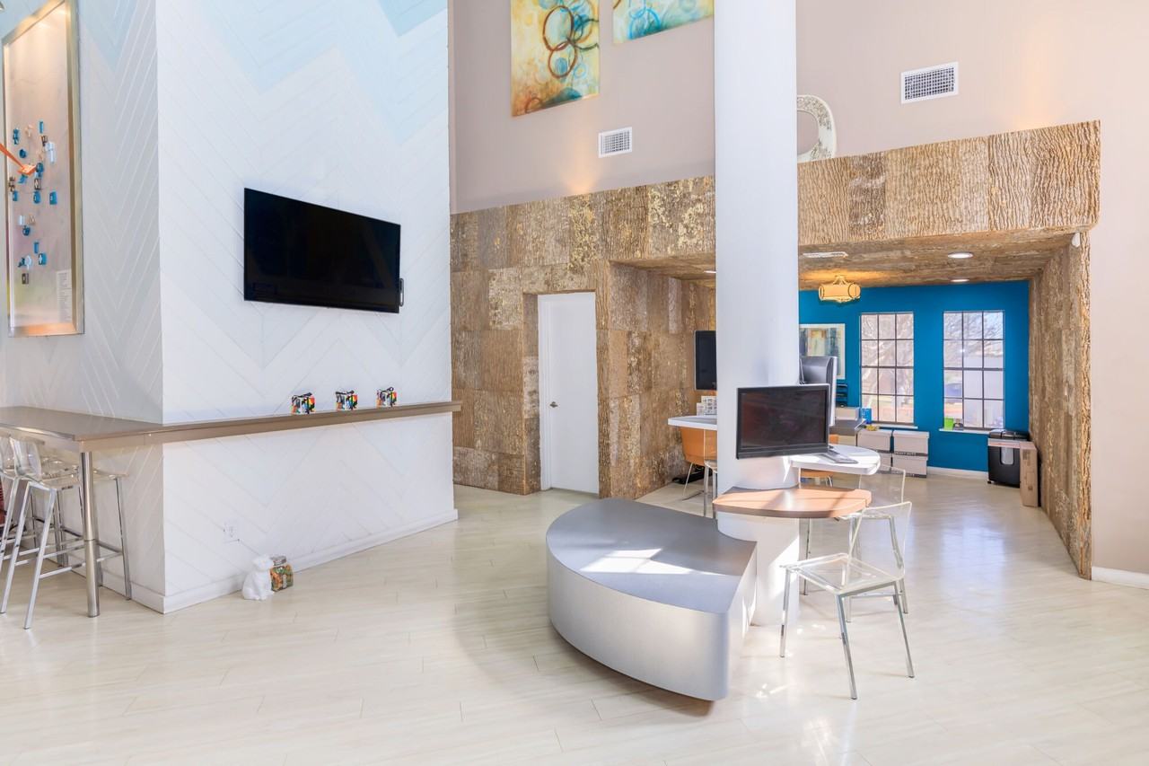 Cielo Apartments - Photo 5 of 25