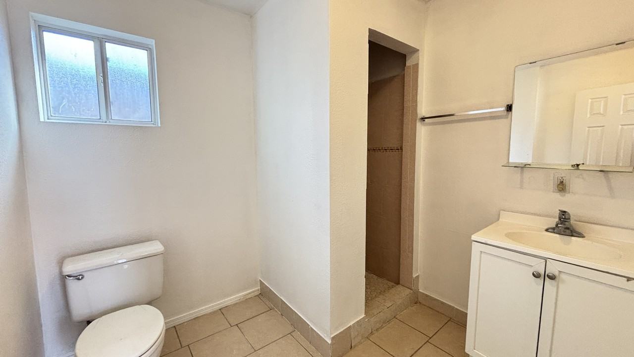 605 Meadow Road Unit 1 - Photo 3 of 5