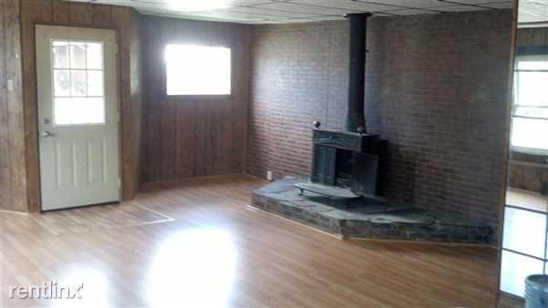 6900 26th Ave - Photo 3 of 8