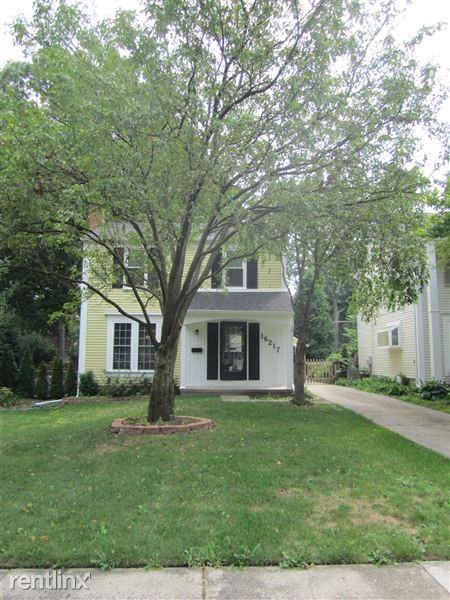 16217 Birwood Ave - Photo 2 of 17