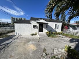 3527 Nw 34th St #FRONT - Photo 1 of 1