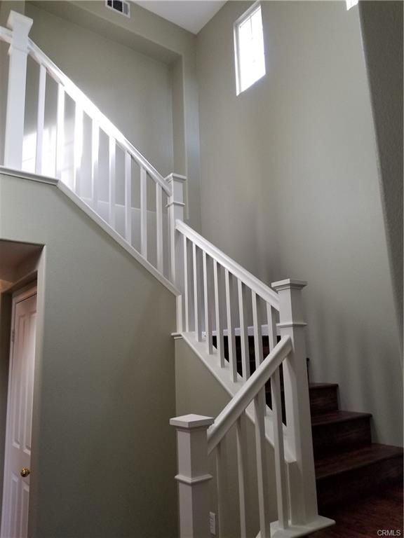 6 Avalon - Photo 2 of 8
