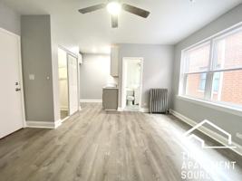 featured image of 4241 North Kenmore Avenue #303