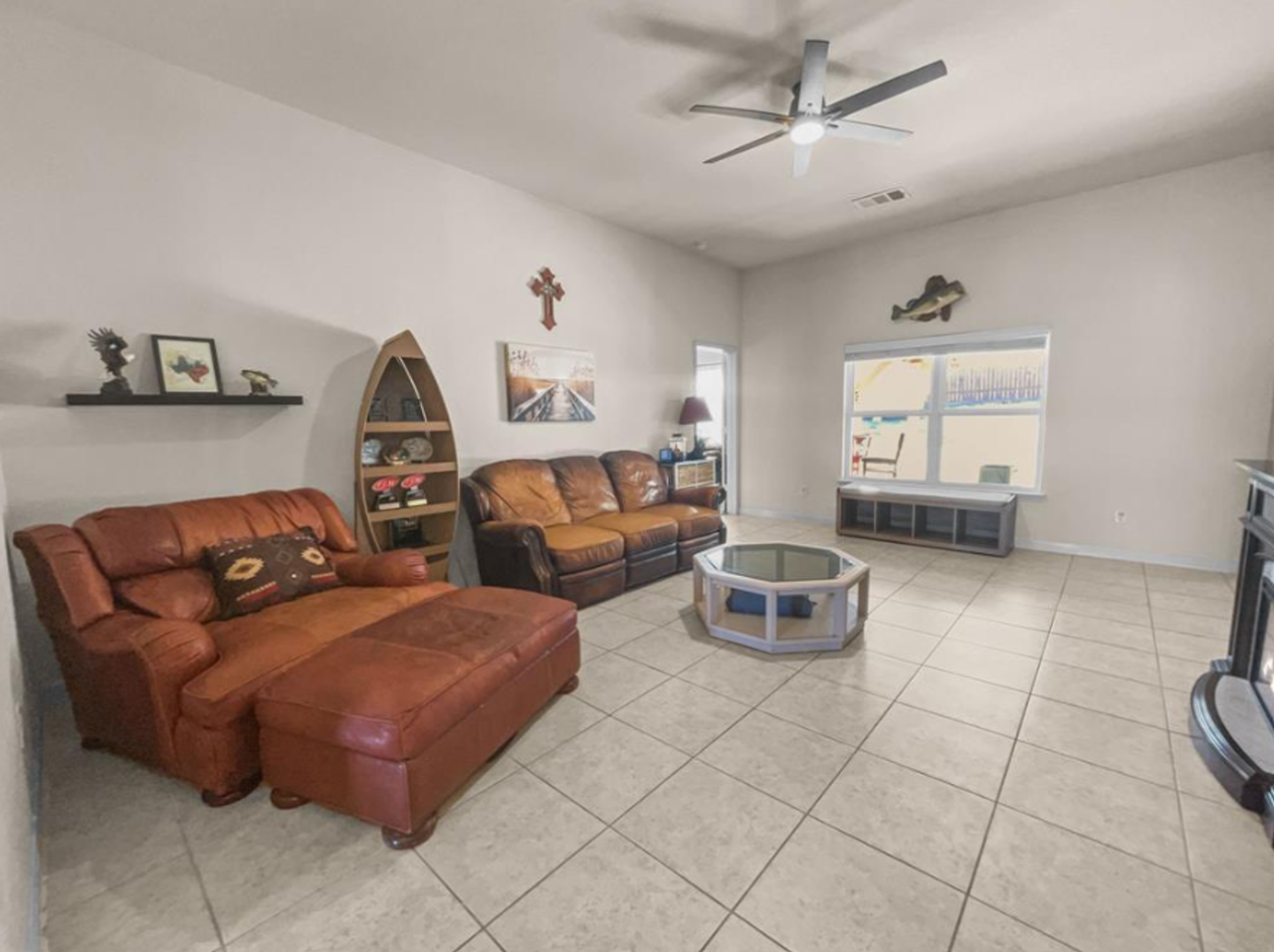 4813 Beaver Creek Ave - Photo 2 of 10