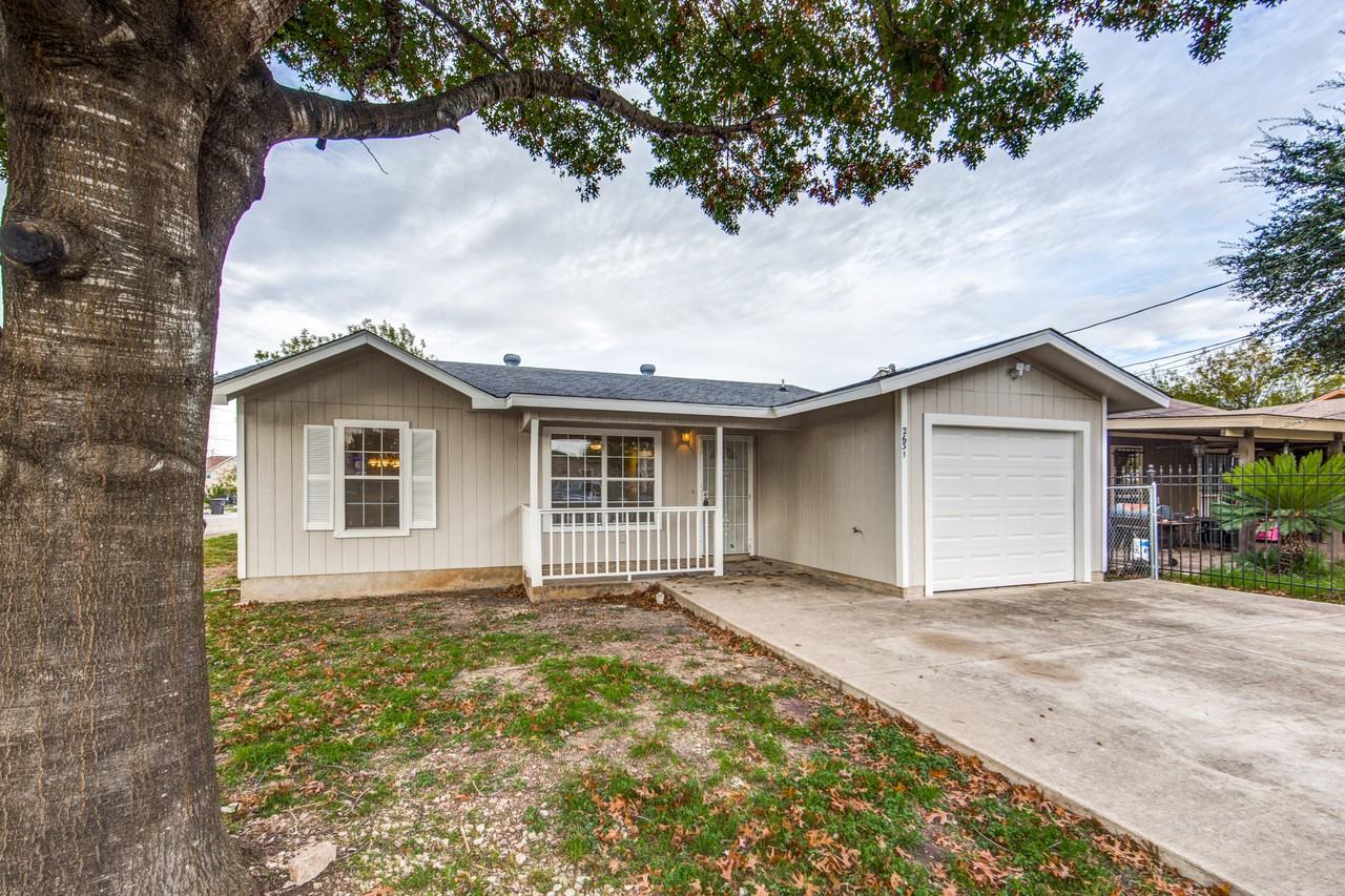 2631 Barney Ave - Photo 2 of 25