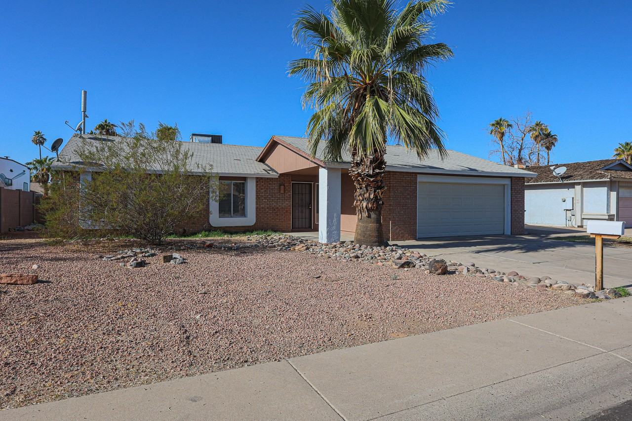 4432 N 102nd Way - Photo 3 of 32