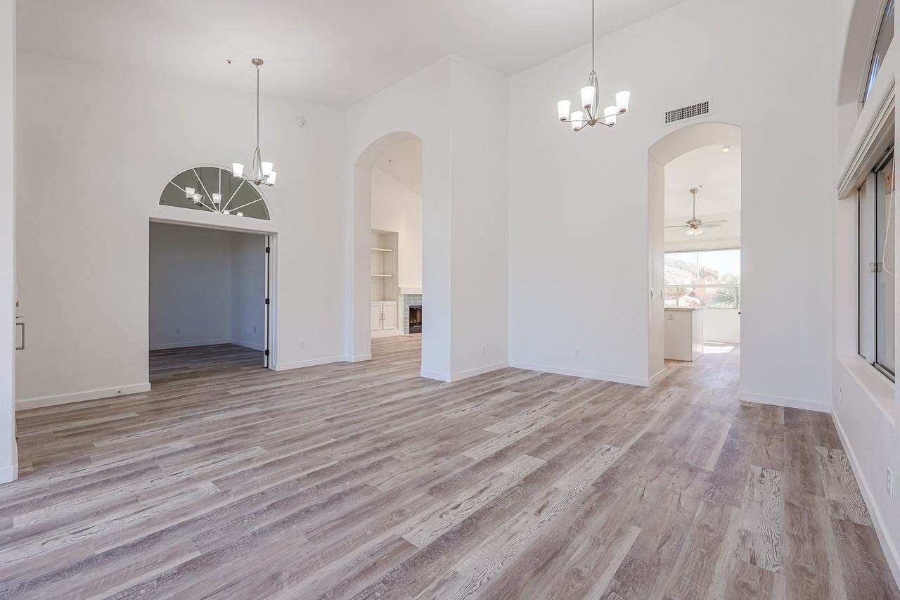 28209 N 111th Way - Photo 6 of 32