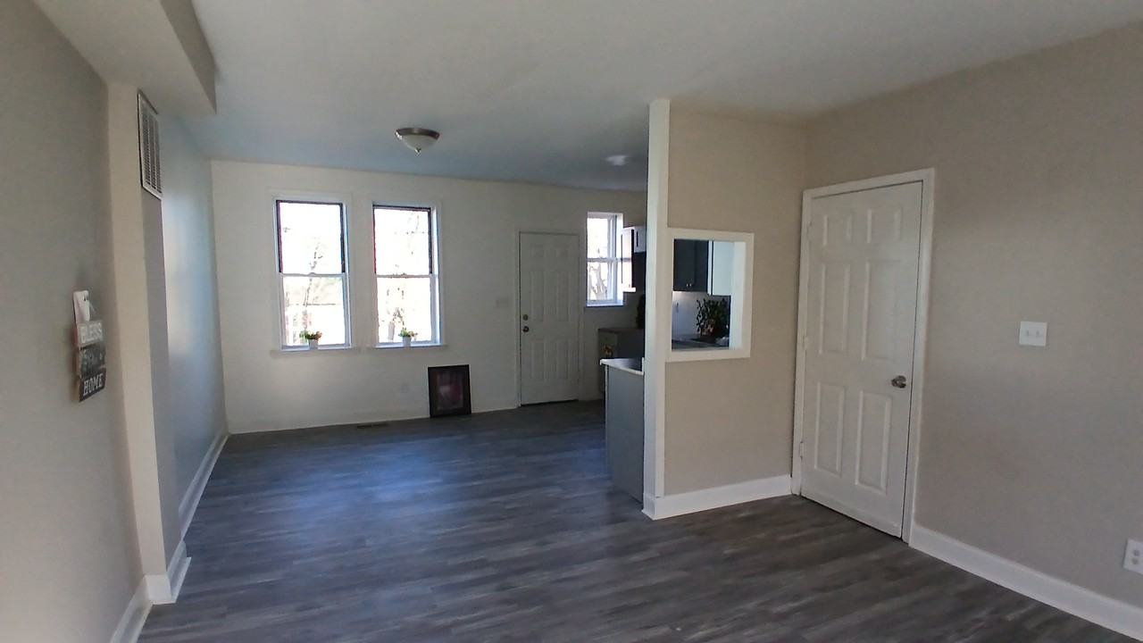 3208 Lyndale Ave - Photo 3 of 12