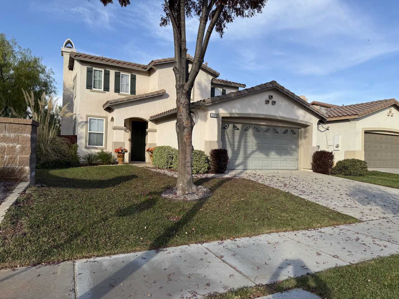 37010 Meadow Brook Way - Photo 2 of 40