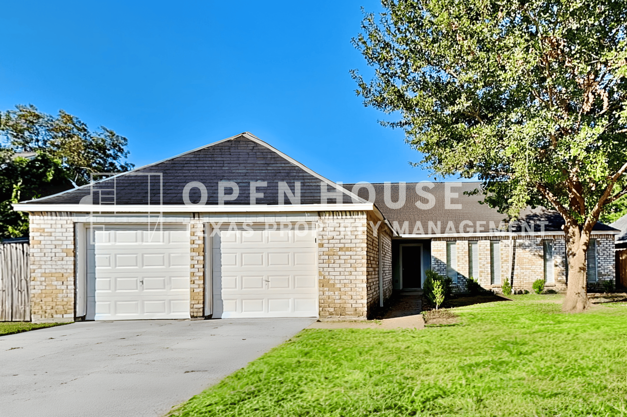 29307 Atherstone St - Photo 2 of 15