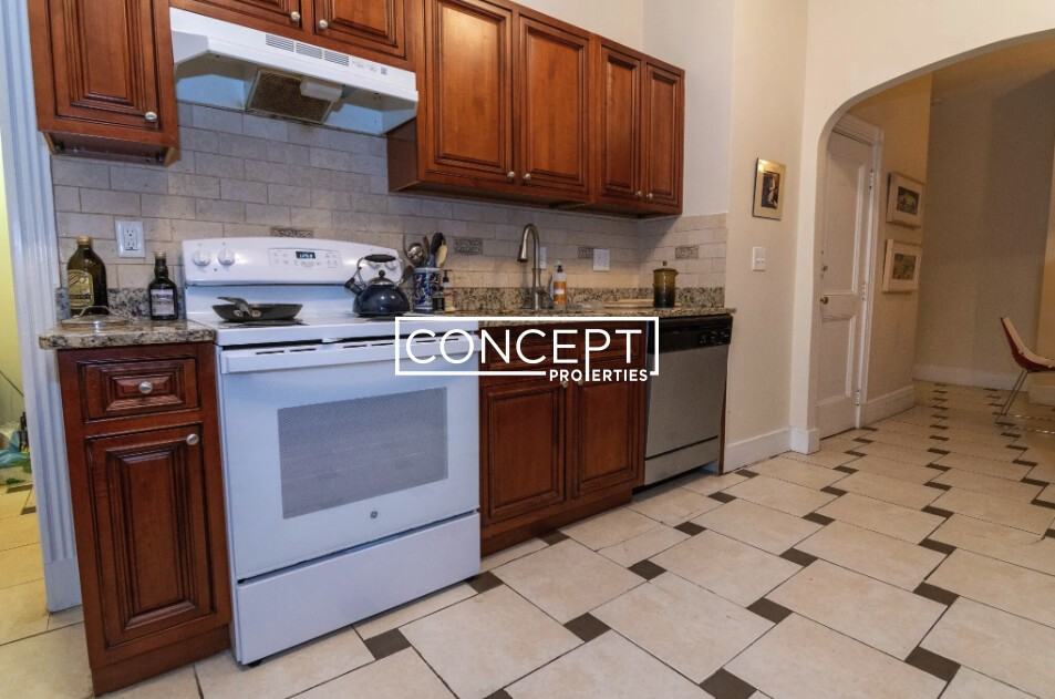 18A Euston St #1 - Photo 3 of 12