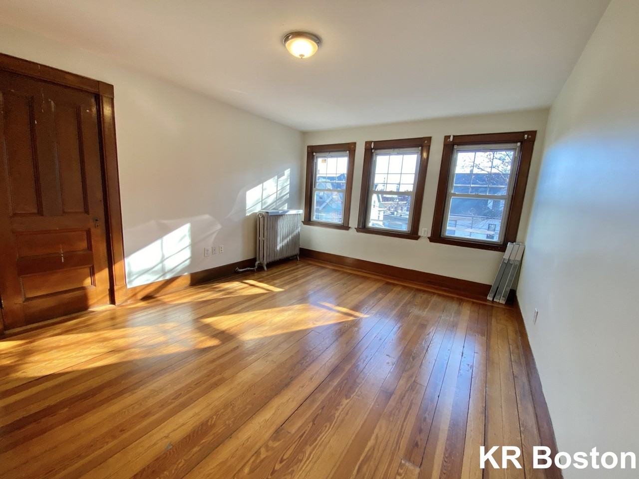 Gardner St. & Linden St. #3F - Photo 2 of 50