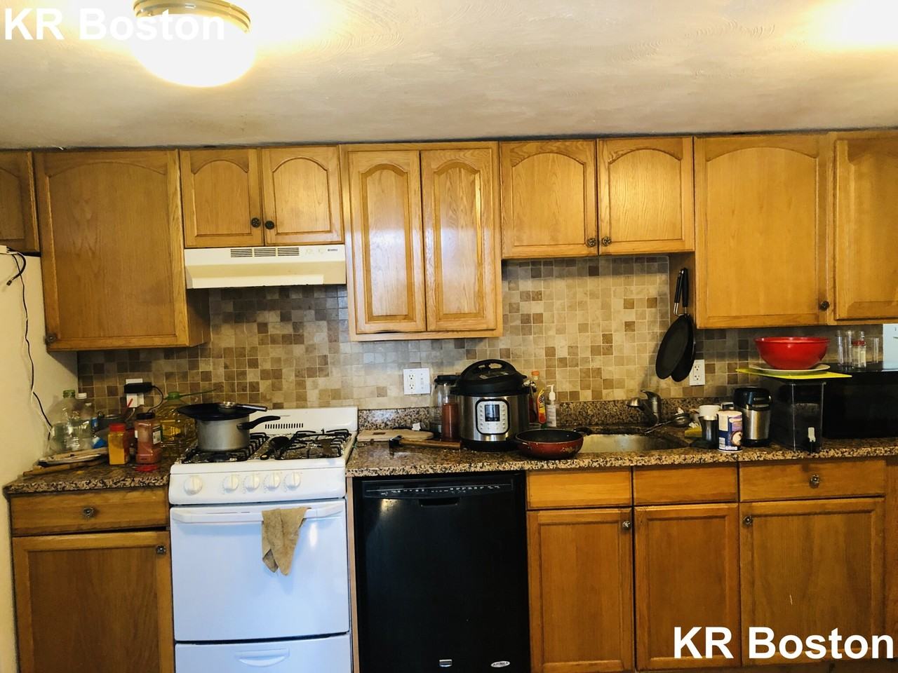 President Ter. & Gardner St. #B - Photo 2 of 33